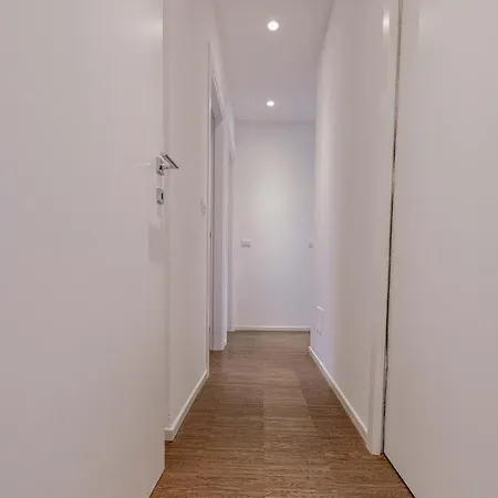 Realkasa De Crescenzi Family * ボローニャ