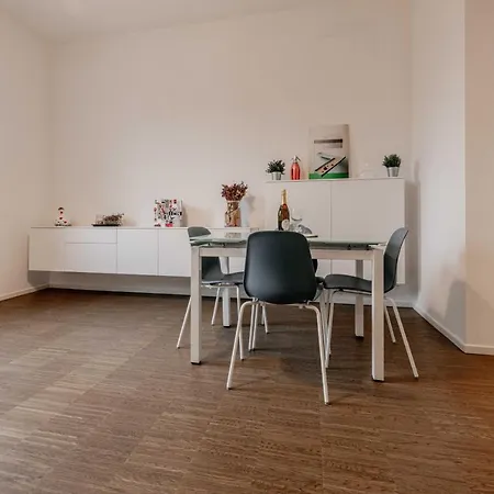 Realkasa De Crescenzi Family